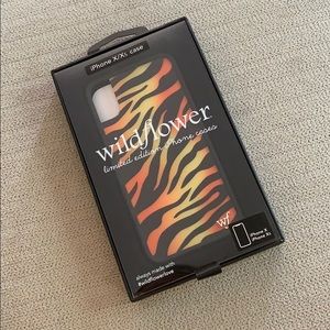 Tiger striped wildflower IPhone X/Xs case